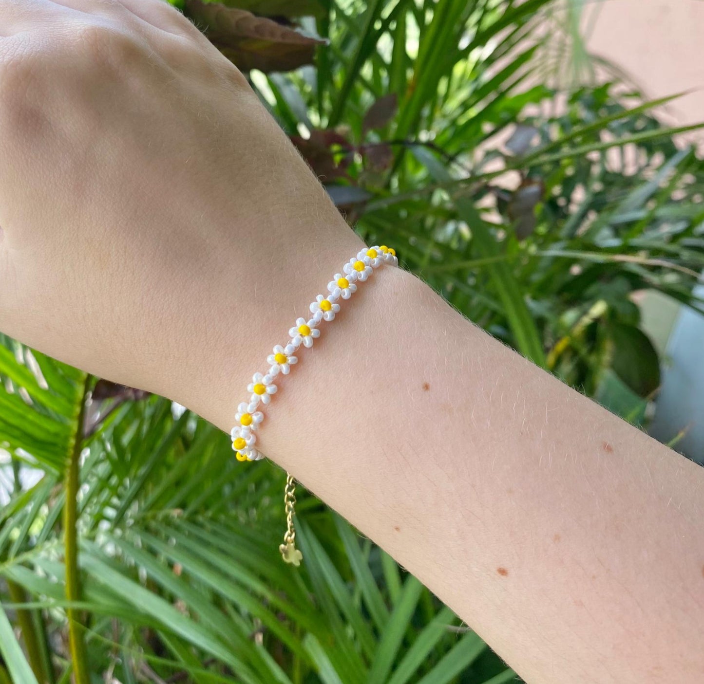 Pulsera de margaritas