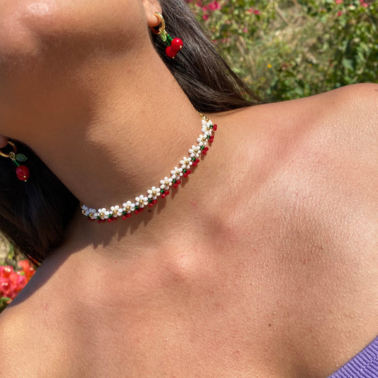 Choker Cherry Garden