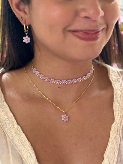Collar con dije de flor cristal