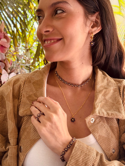 Collar con dije de flor de cristal