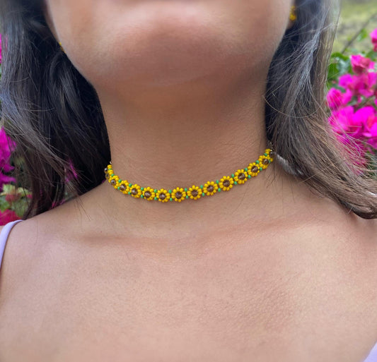 Sunflower Choker (complete)
